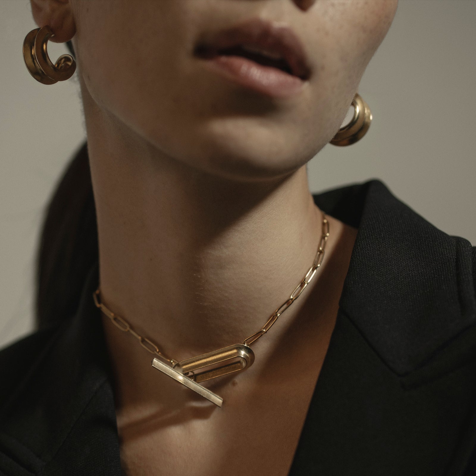 Volcan Toggle Chain Necklace