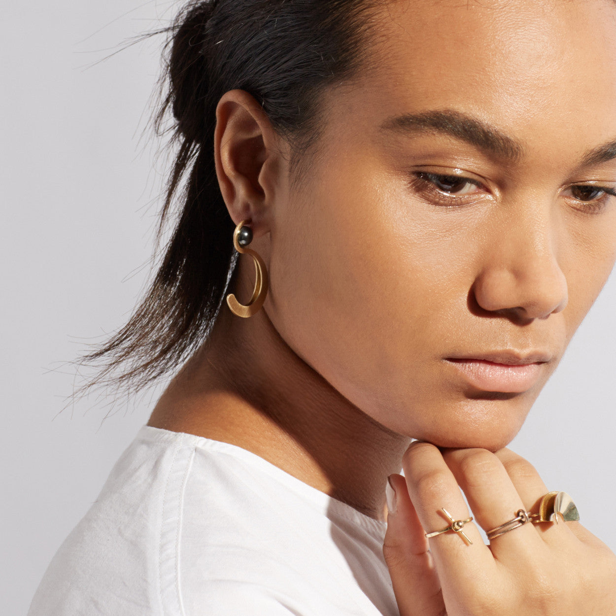 Metalepsis Yuyu Earrings - on figure
