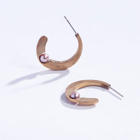 Metalepsis timeless pair of hoops with a pearl accent brass silver
