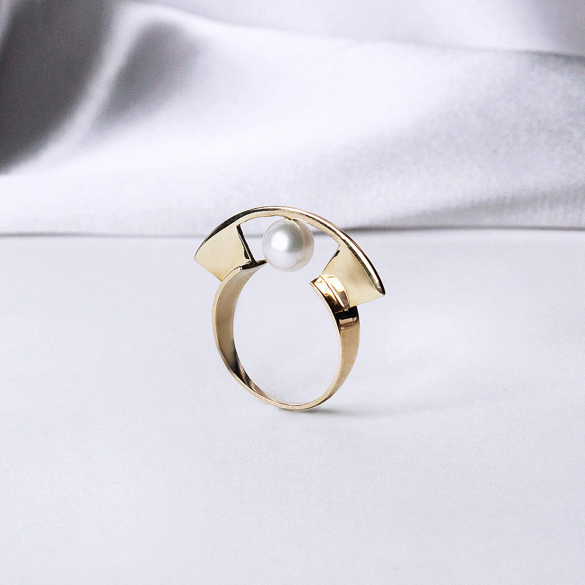 Yuyu Ring- Pearl