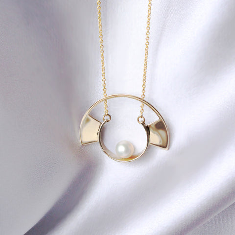 Yuyu Necklace- Pearl