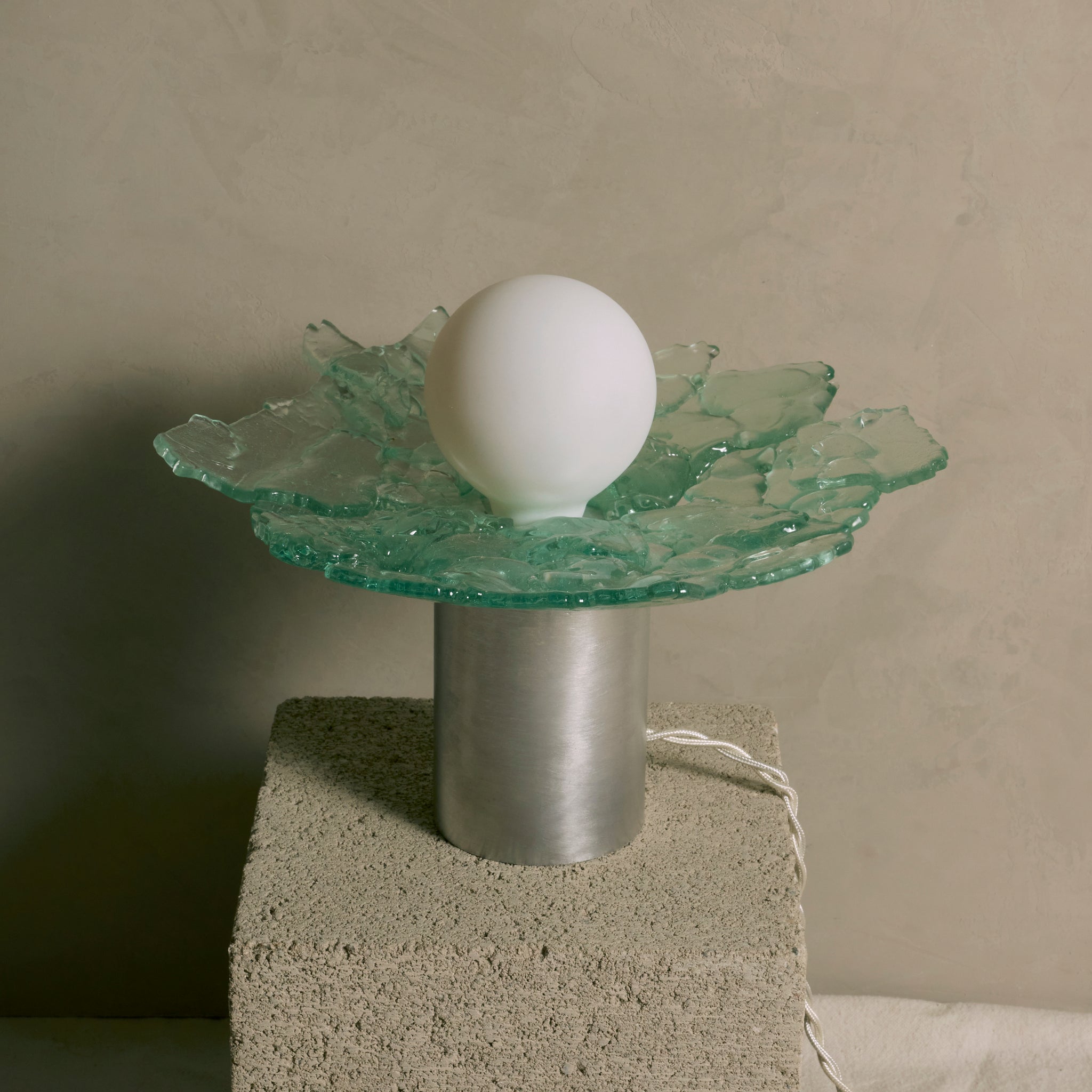 Chasm Aureole Table Lamp