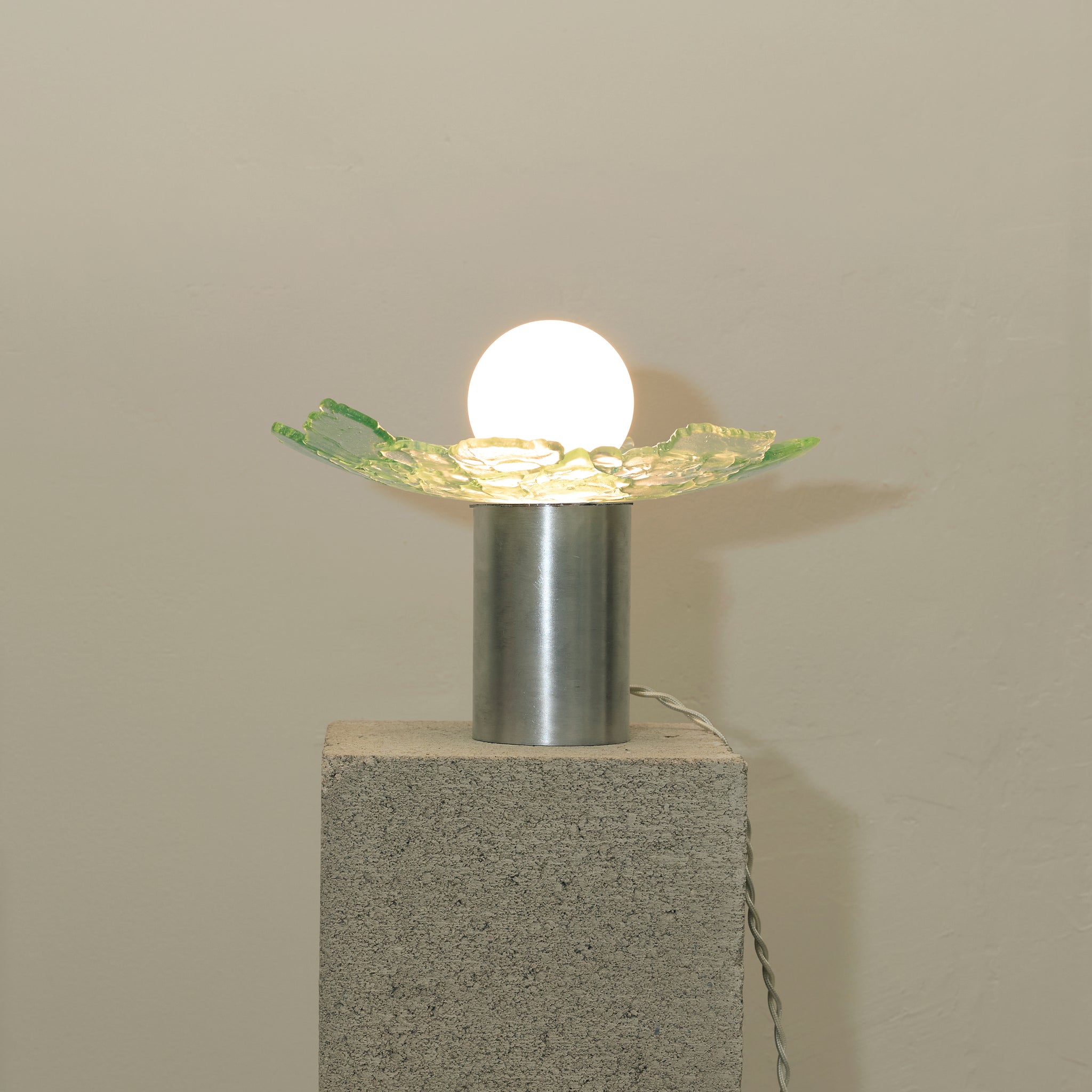 Chasm Aureole Table Lamp