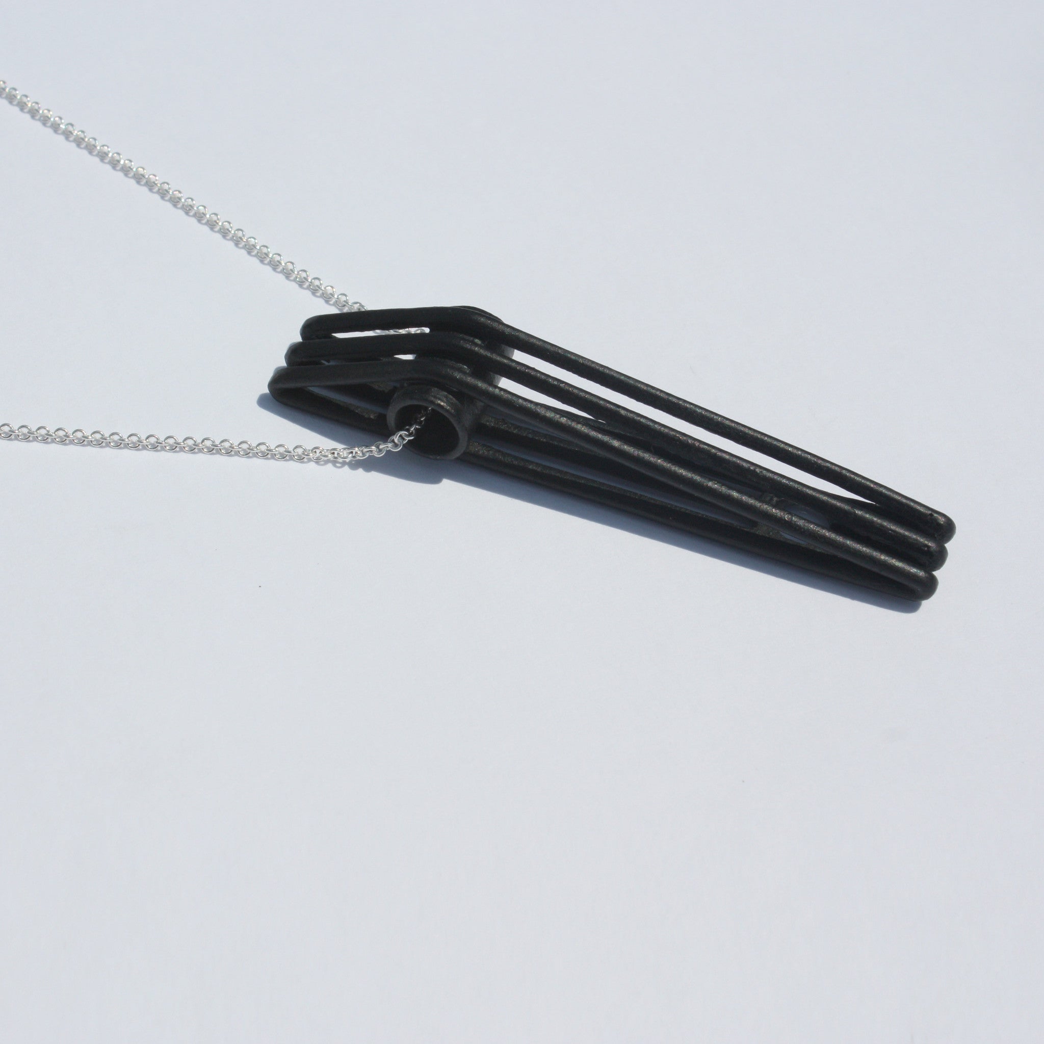 Metalepsis Bridge necklace - matte black